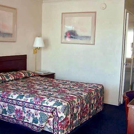 Economy Inn Monterey Seaside Kültér fotó