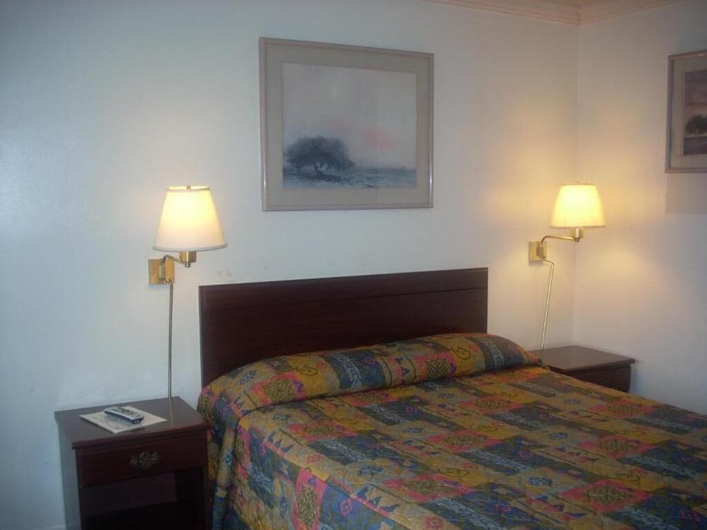 Economy Inn Monterey Seaside Kültér fotó