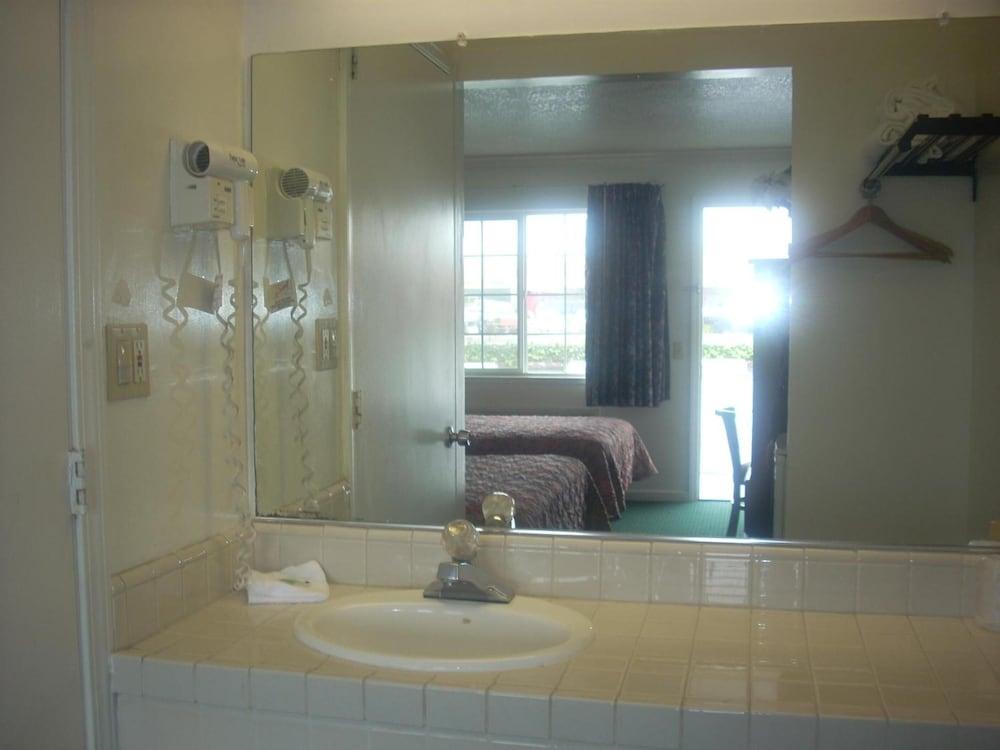 Economy Inn Monterey Seaside Kültér fotó